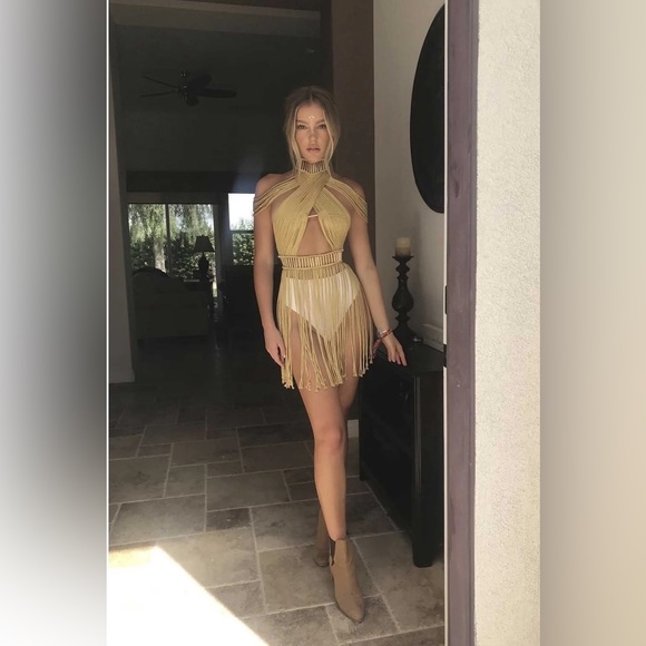 Denisse M Vera Luxe Solstice Dress in Gold (size US 0/2) - Picture 3 of 5